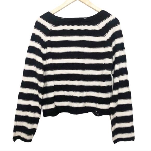 WILDFOX Leanne Optic Stripe Distressed V-Neck Pullover Knit Sweater Size Small - Picture 4 of 10